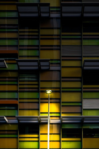 Illustration for article titled Accidental Architectural Patterns From All Over the World